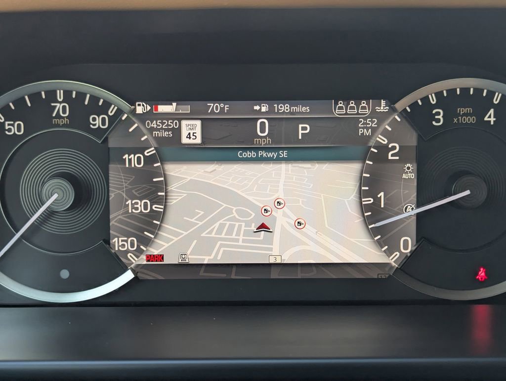 Used 2023 Land Rover Defender 110 X-Dynamic SE AWD/4WD image 21