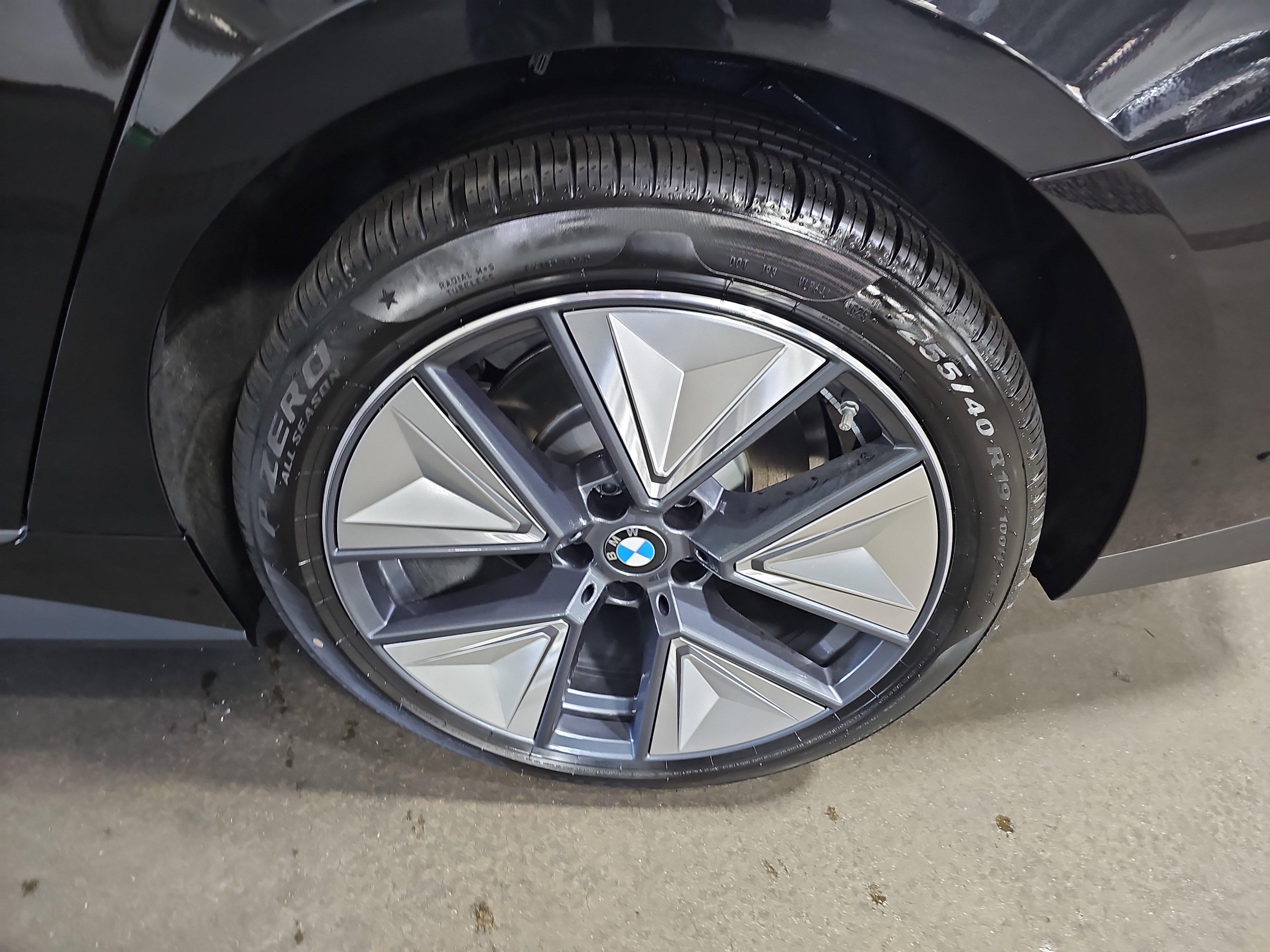 New 2026 BMW i4 xDrive40i w/ Premium Package AWD/4WD image 35