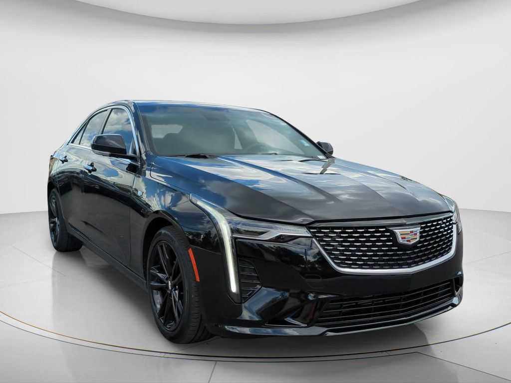 Used 2020 Cadillac CT4 Luxury RWD image 3