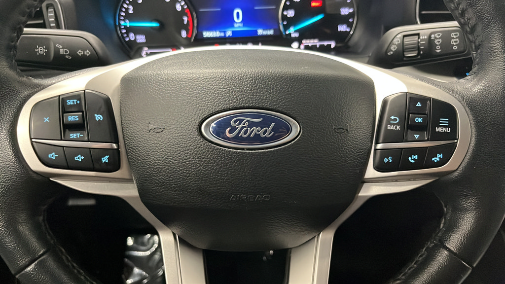 Used 2023 Ford Explorer XLT w/ Equipment Group 202A AWD/4WD image 16
