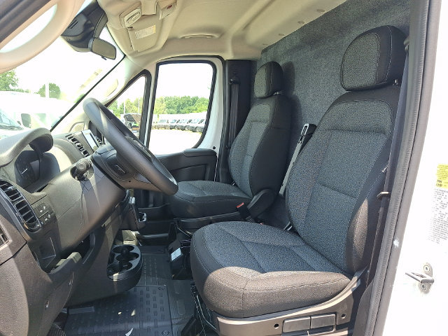 New 2023 RAM ProMaster 3500 w/ Black Appearance Package FWD image 5