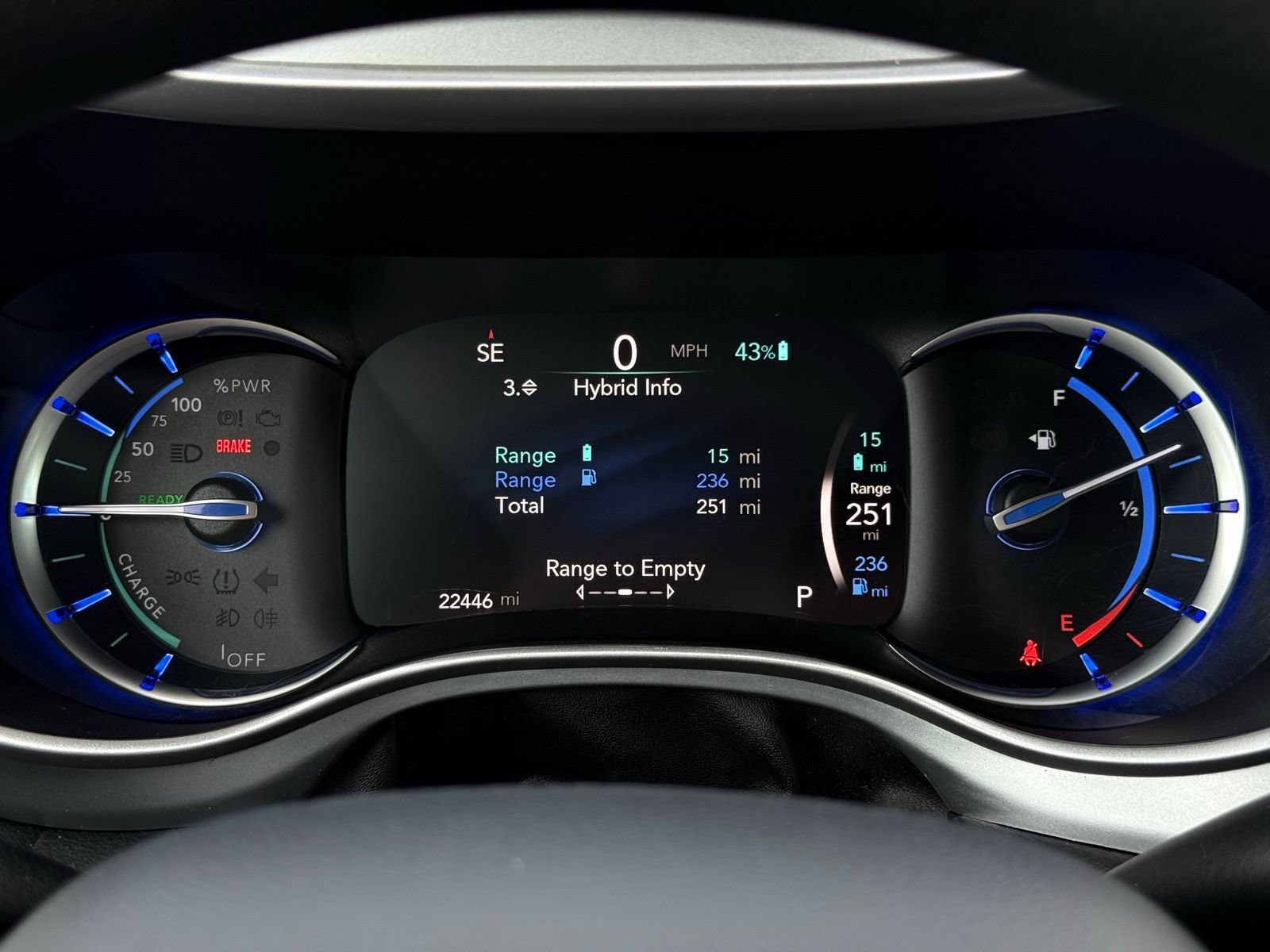 Used 2018 Chrysler Pacifica Touring Plus FWD image 36