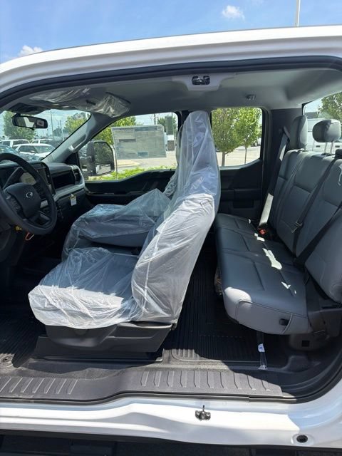 New 2026 Ford F250 XL w/ XL Chrome Package AWD/4WD image 19