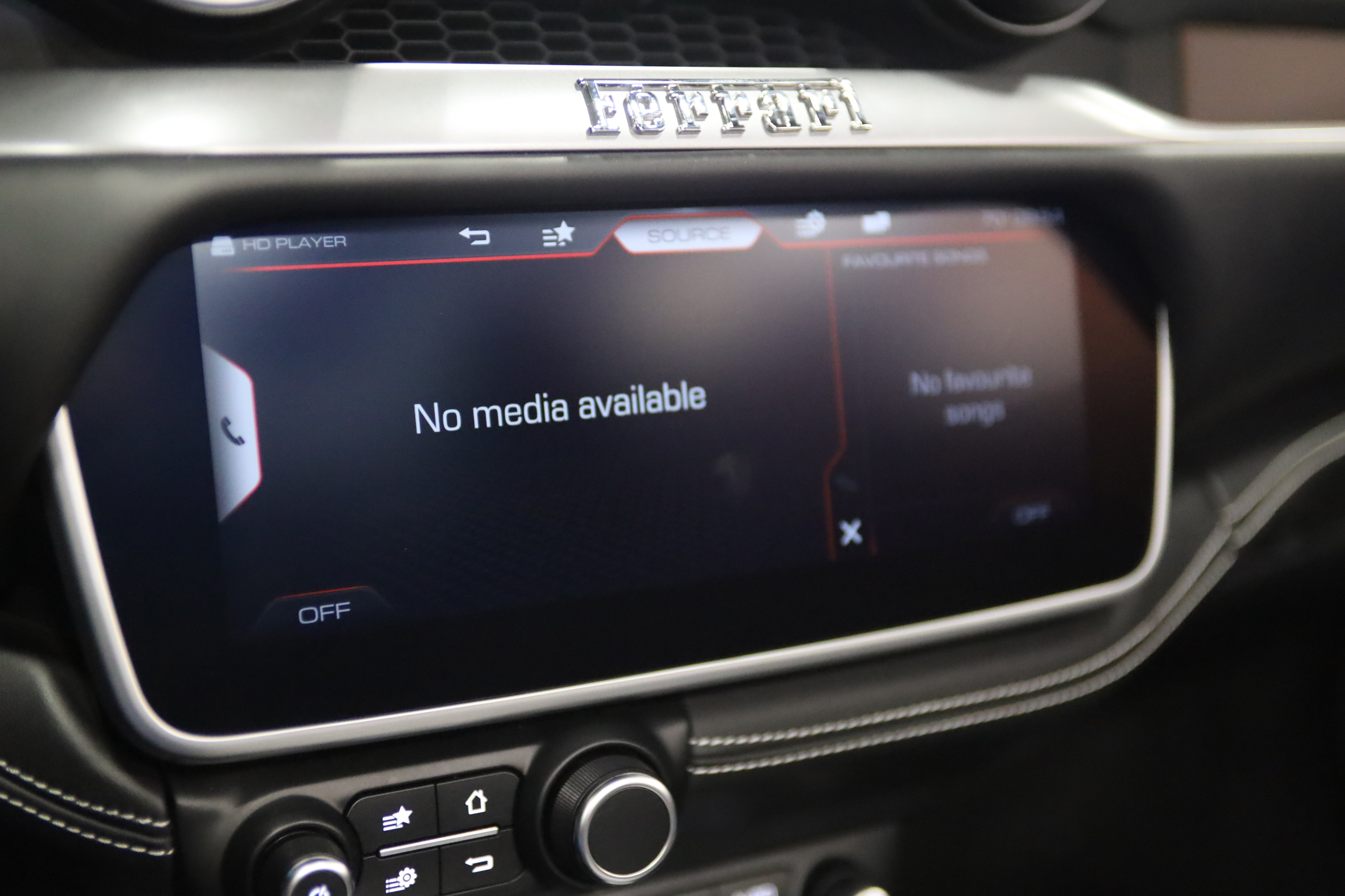 Used 2022 Ferrari Portofino M RWD image 26