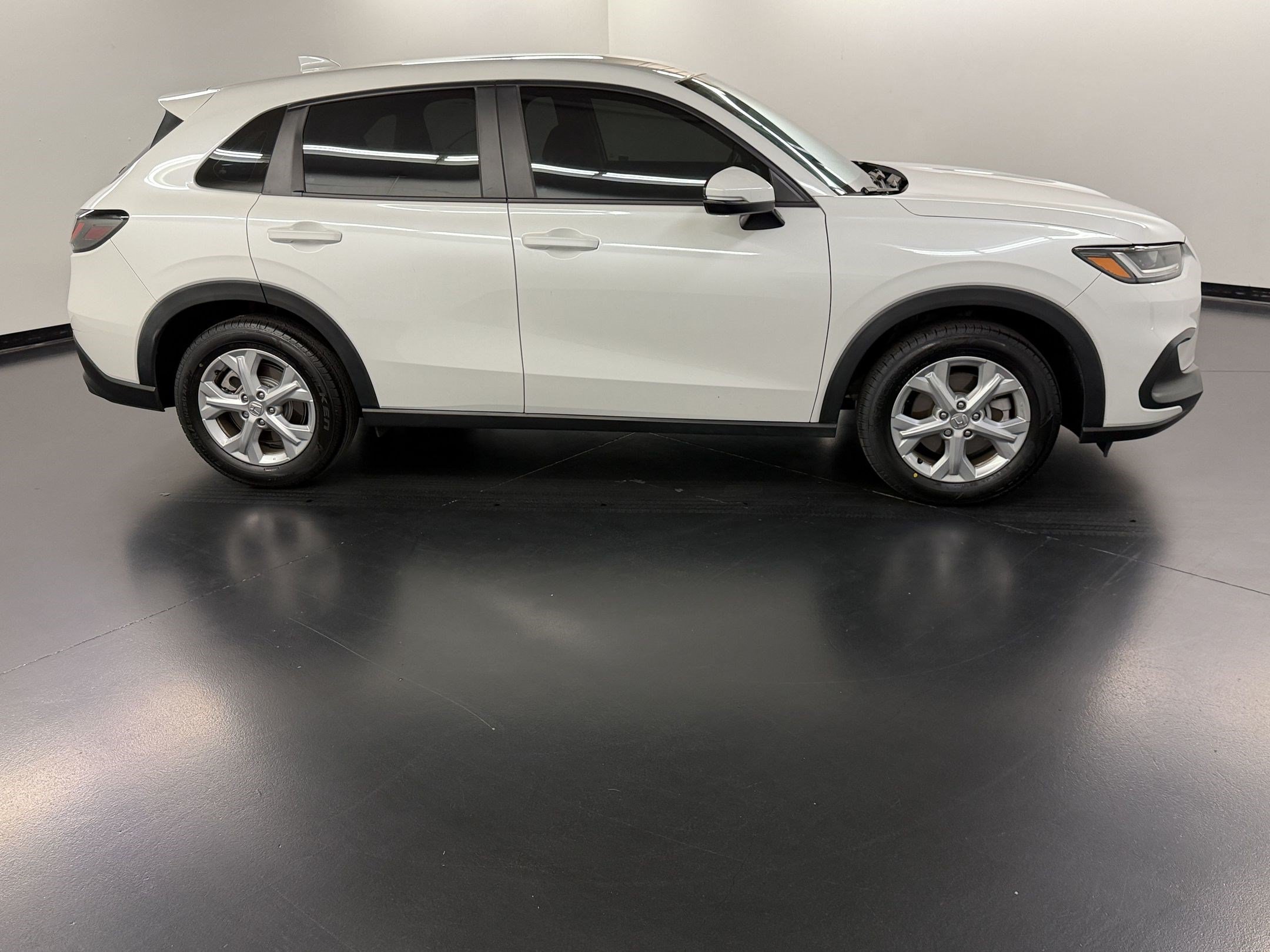 Certified 2024 Honda HR-V LX image 8