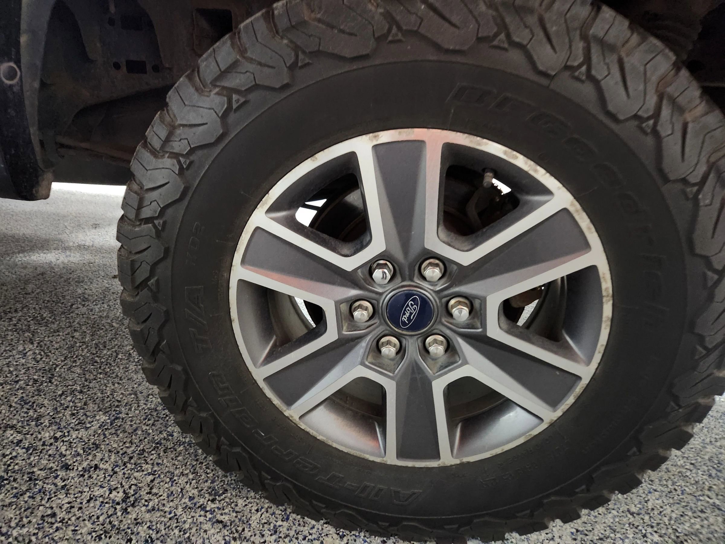 Used 2017 Ford F150 Lariat w/ Equipment Group 502A Luxury image 19