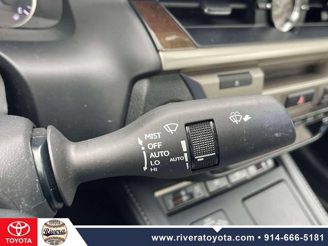 Used 2018 Lexus ES 350 w/ Luxury Package w/Wood Trim FWD image 26