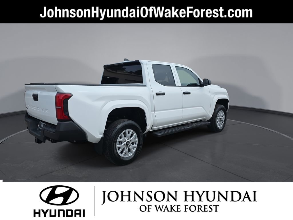 Used 2024 Toyota Tacoma SR image 15