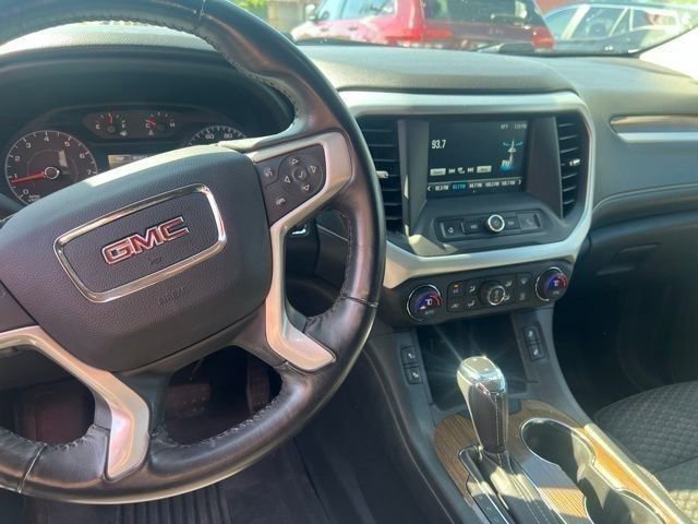 Used 2017 GMC Acadia SLE FWD image 6