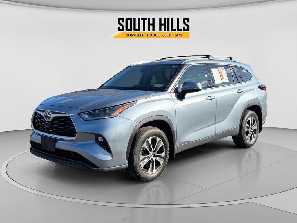 Used 2021 Toyota Highlander XLE