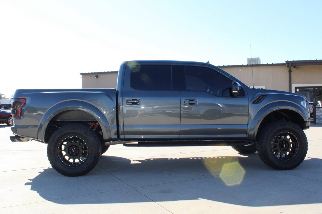 Used 2019 Ford F150 Raptor w/ Equipment Group 802A Luxury image 17