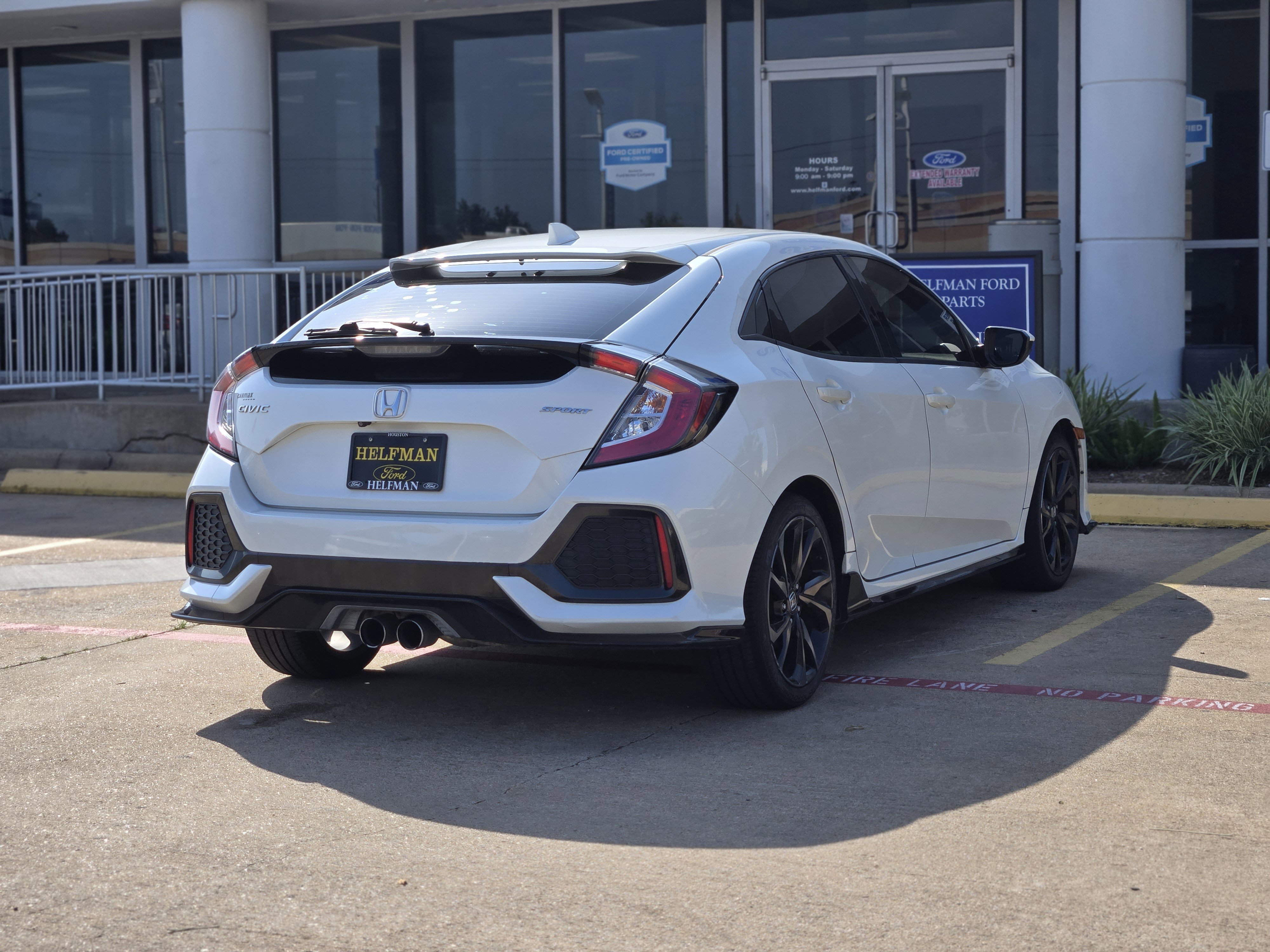 Used 2018 Honda Civic Sport image 4