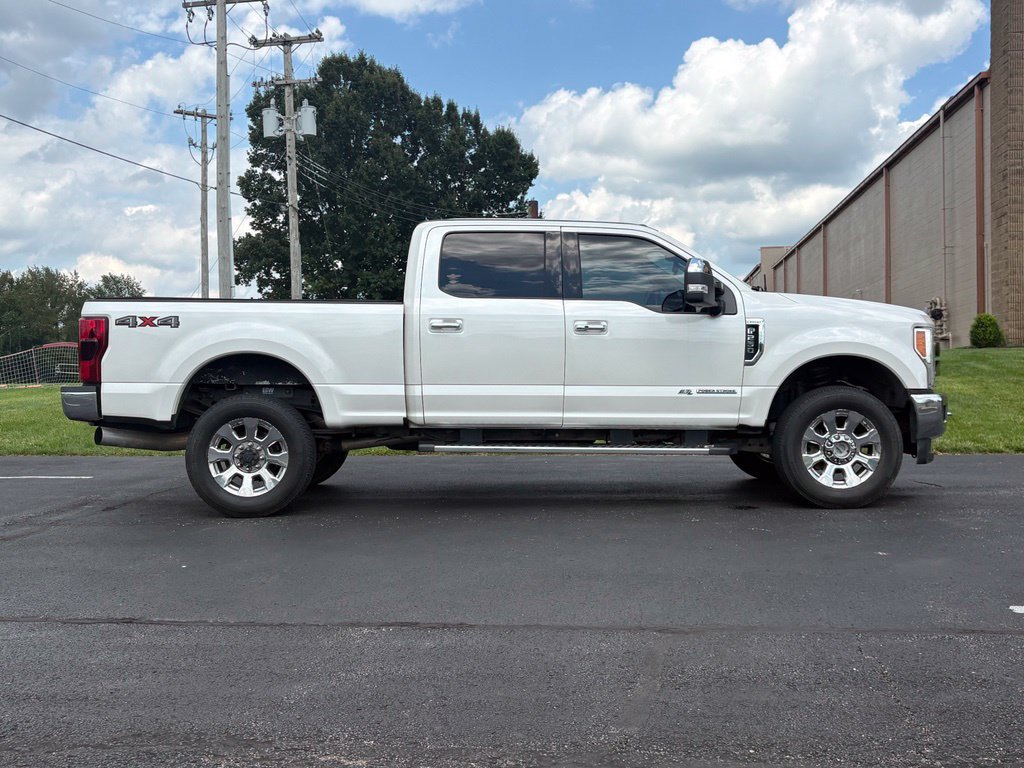 Used 2017 Ford F250 Lariat w/ Lariat Ultimate Package AWD/4WD image 2