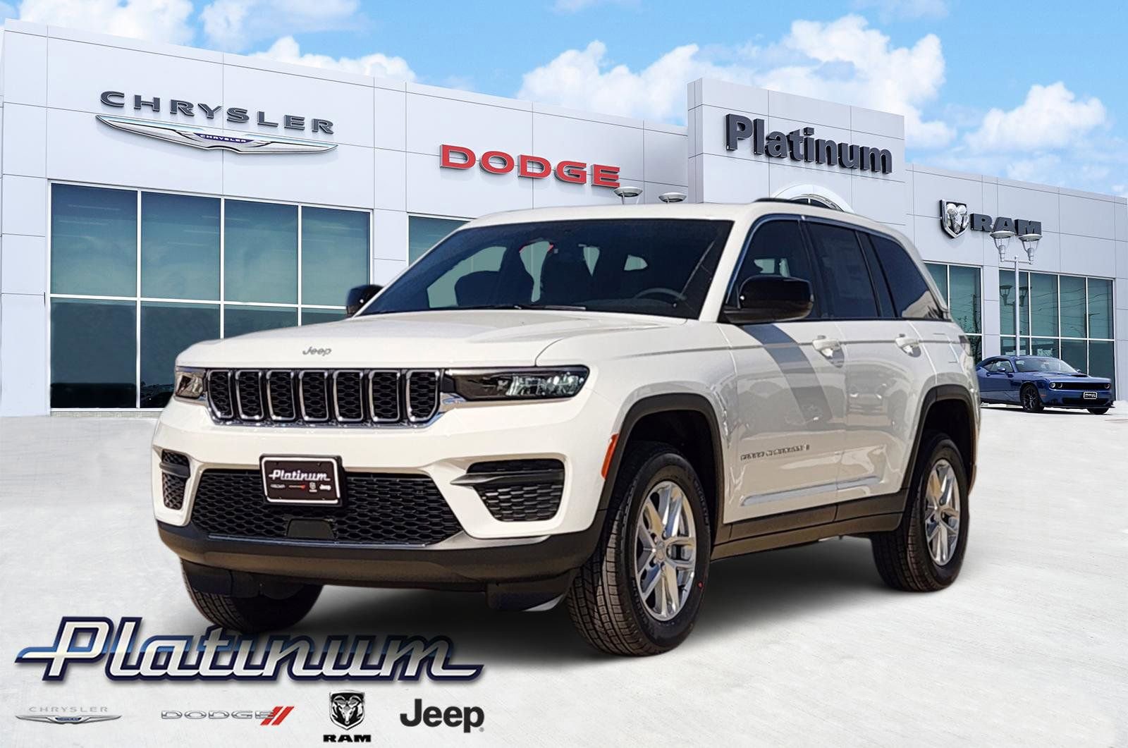 New 2026 Jeep Grand Cherokee Laredo RWD image 2