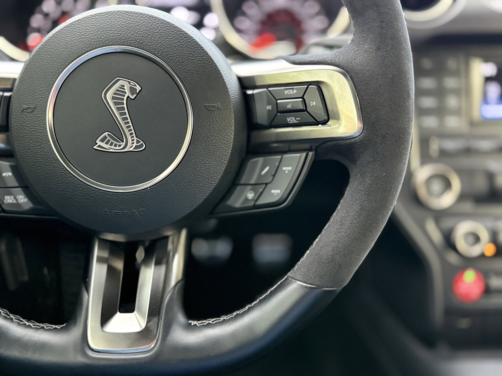 Used 2016 Ford Mustang Shelby GT350 w/ Track Package image 27