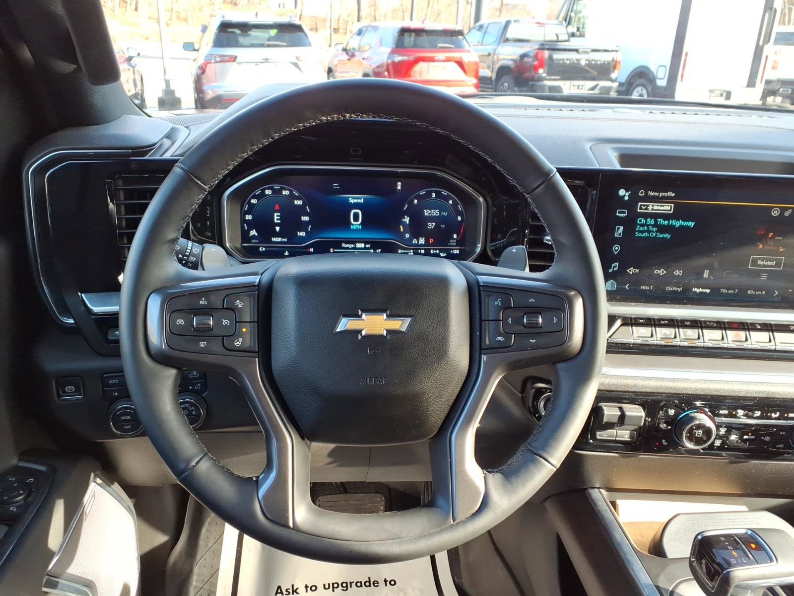 Used 2024 Chevrolet Silverado 1500 High Country w/ High Country Premium Package image 17