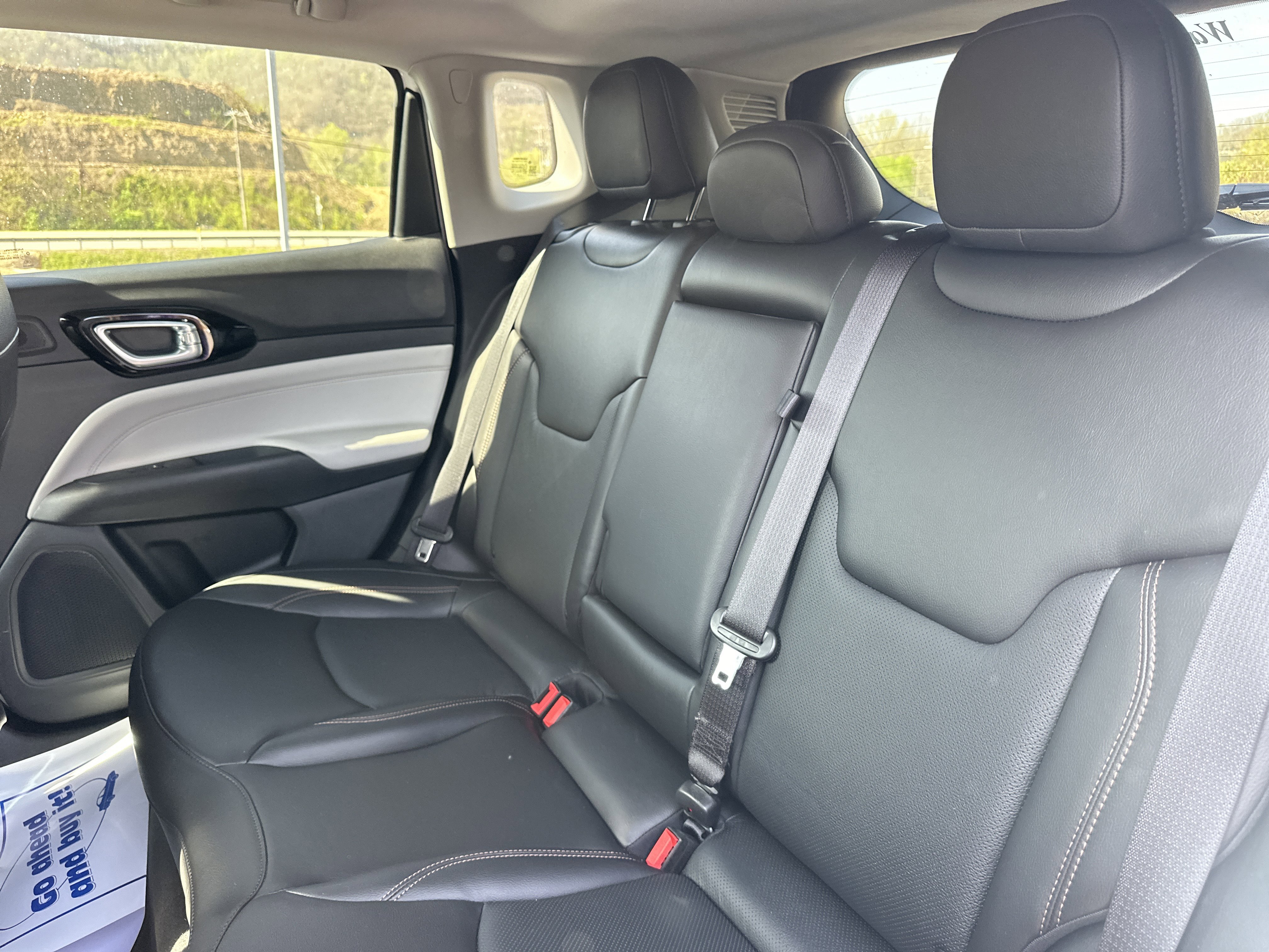 Used 2022 Jeep Compass Limited w/ Sun and Sound Group image 20