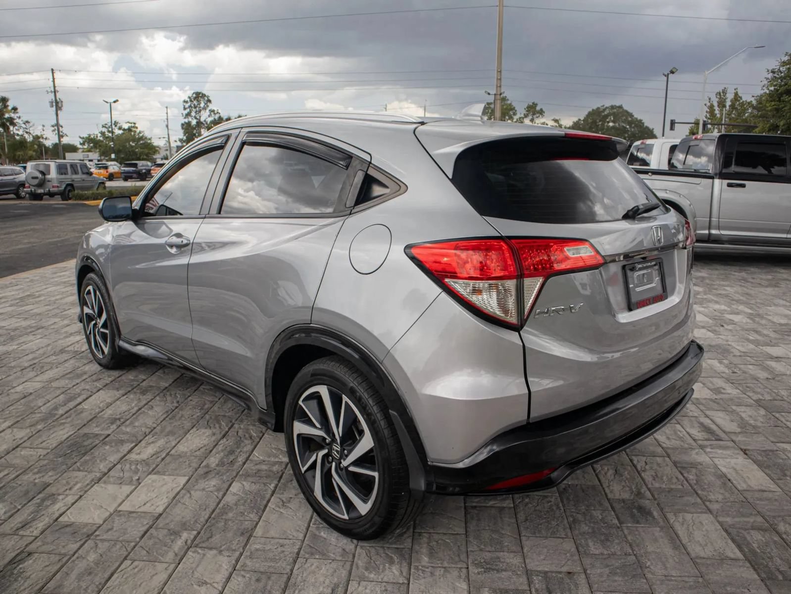 Used 2019 Honda HR-V Sport image 5