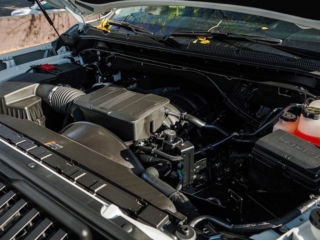 New 2026 GMC Sierra 3500 SLT w/ SLT Premium Package image 7