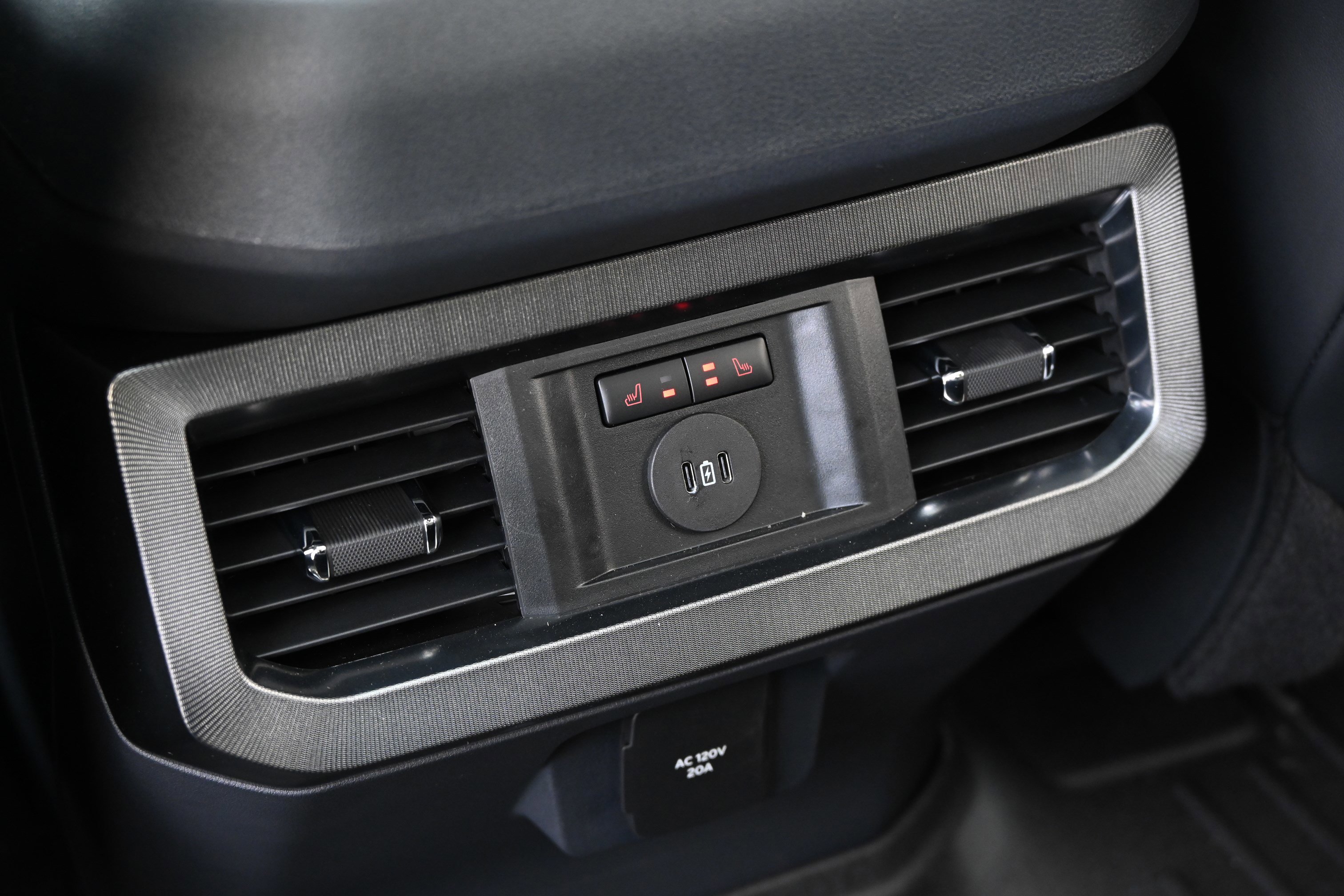 Used 2026 Ford F250 Platinum image 36