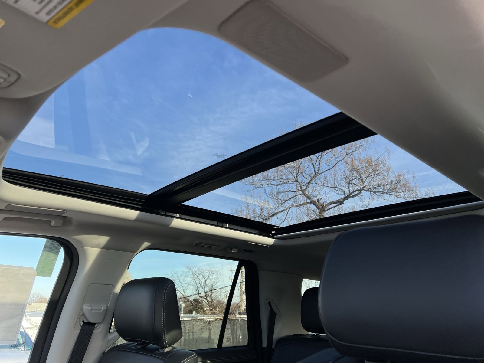 New 2025 Ford Expedition Max Platinum w/ Driver's Package image 23