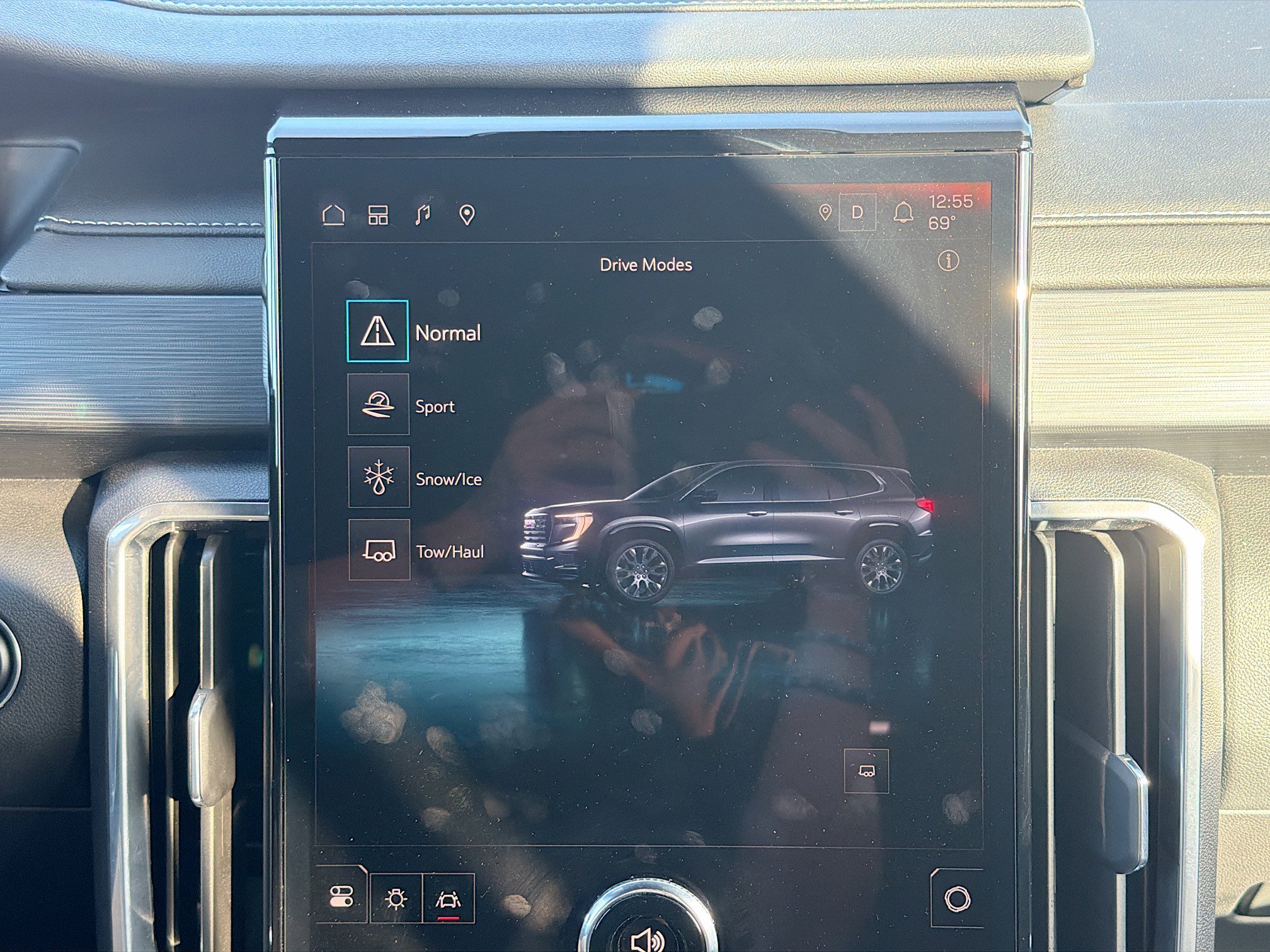 Used 2025 GMC Acadia Elevation FWD image 30