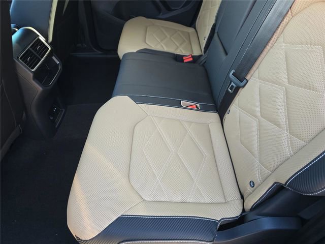 New 2026 Volkswagen Atlas Cross Sport SE image 11