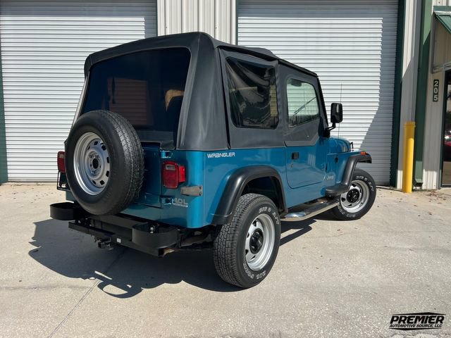 Used 1992 Jeep Wrangler 4WD image 4