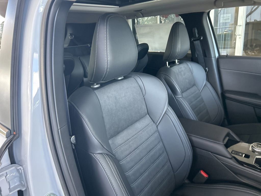 New 2026 Mitsubishi Outlander SE image 21