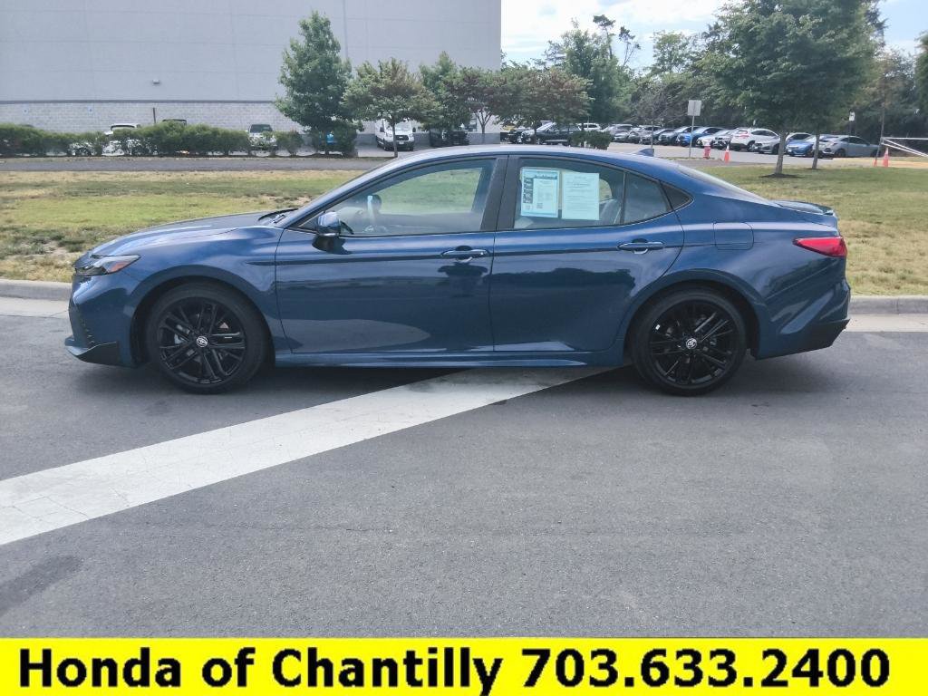 Used 2026 Toyota Camry SE FWD image 4