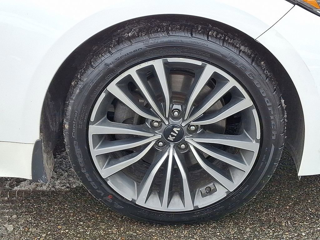 Used 2018 Kia Stinger Premium w/ Paint Protection Package image 9