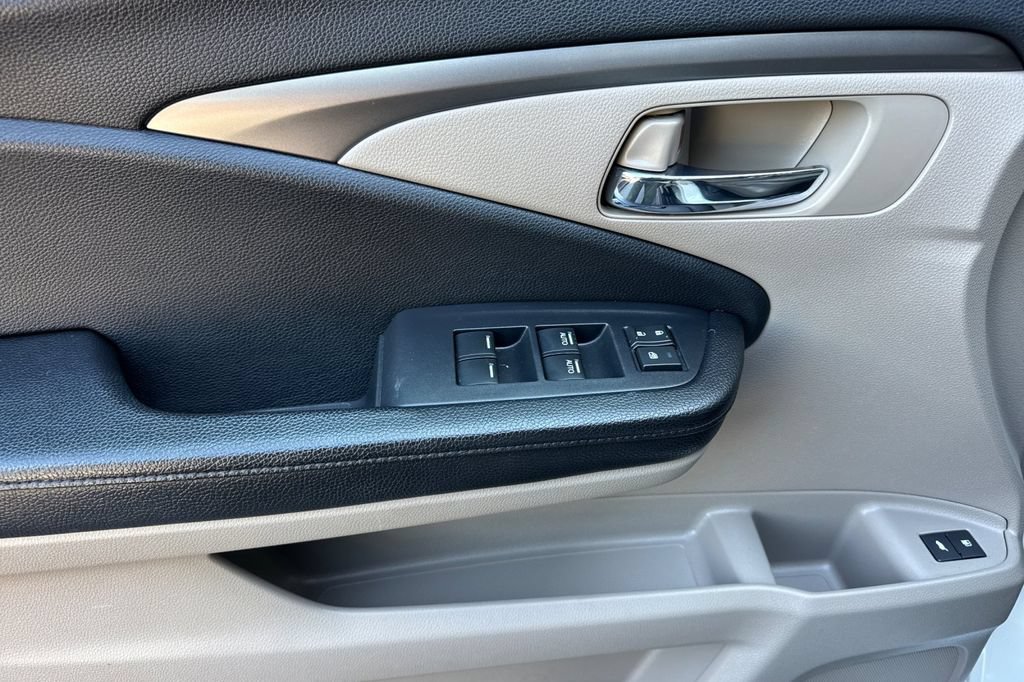 Used 2016 Honda Pilot EX-L image 10