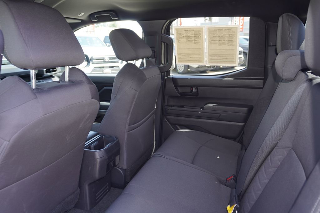 Certified 2025 Toyota Tacoma SR5 AWD/4WD image 8