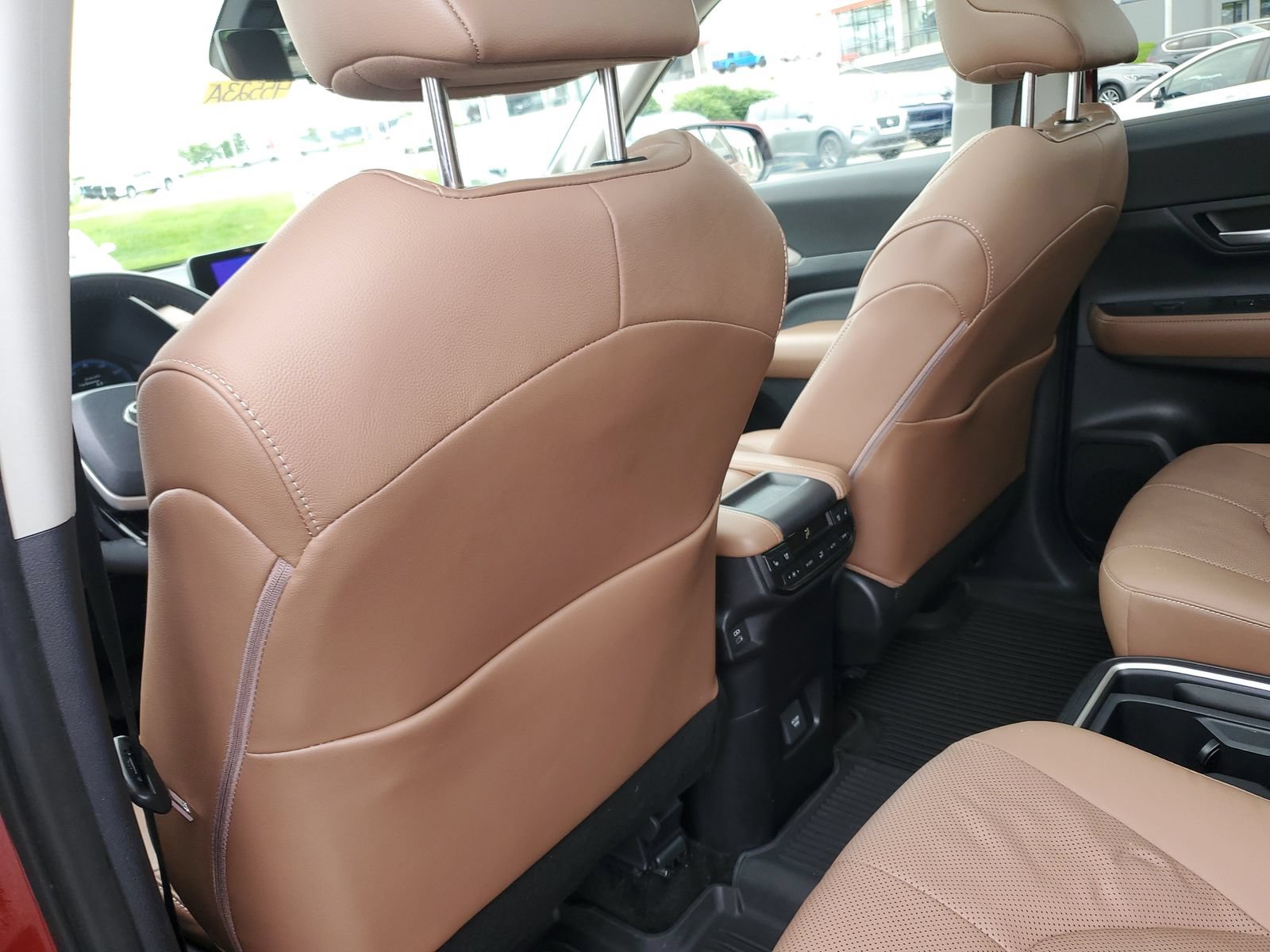 Certified 2024 Toyota Grand Highlander AWD image 15