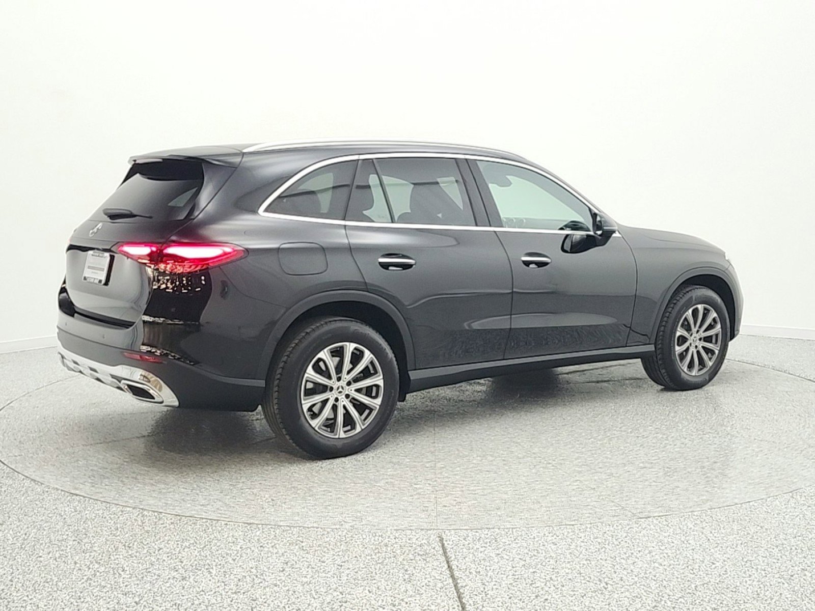 Certified 2024 Mercedes-Benz GLC 300 image 5