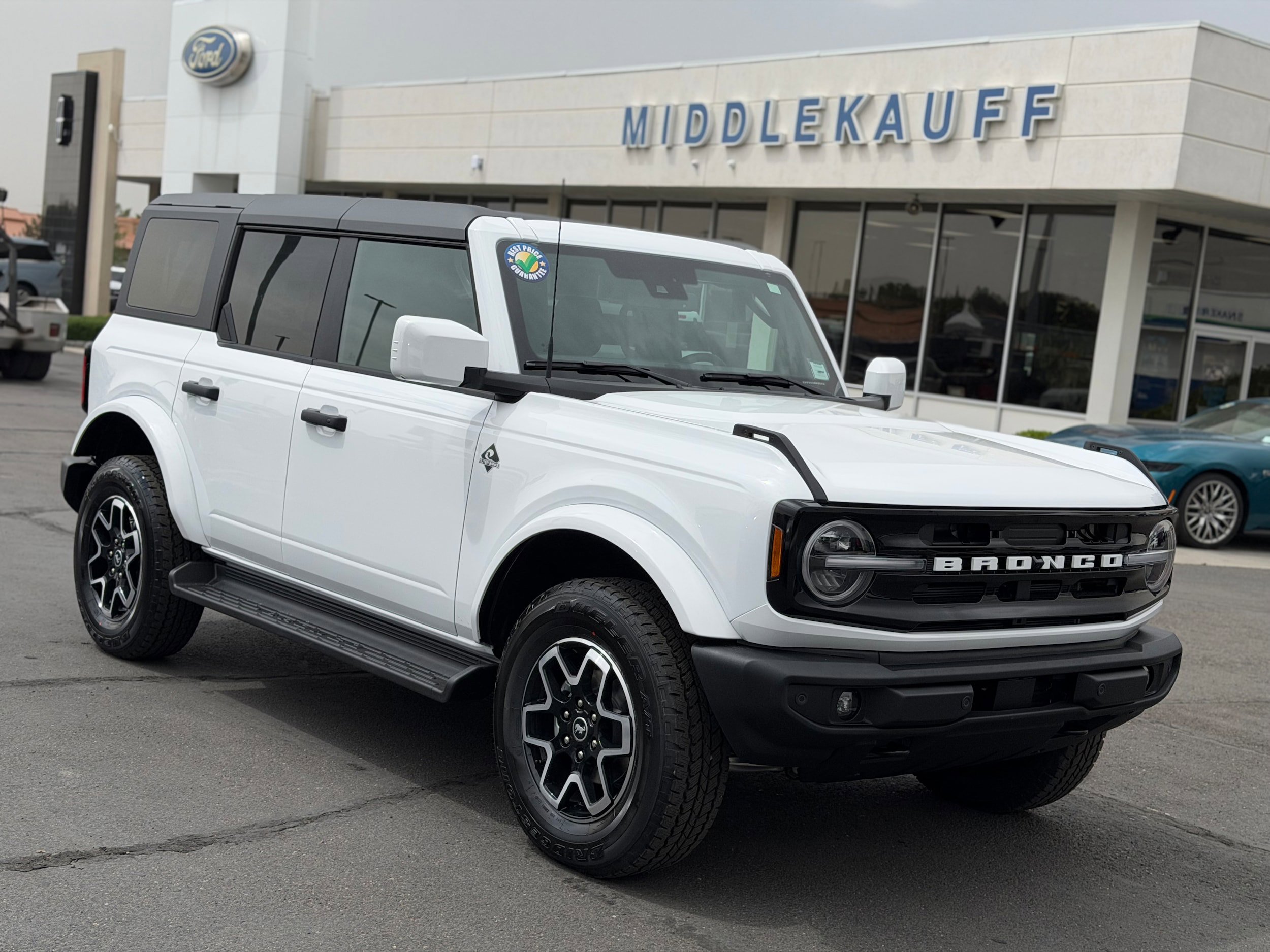 New 2026 Ford Bronco Outer Banks