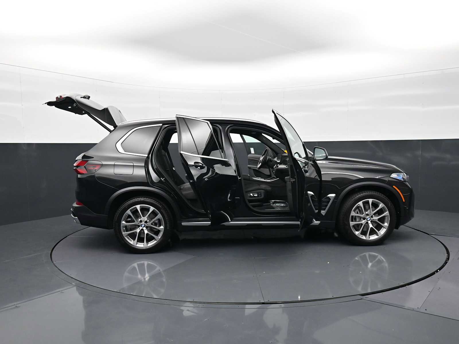 Used 2026 BMW X5 xDrive40i w/ Climate Comfort Package AWD/4WD image 35