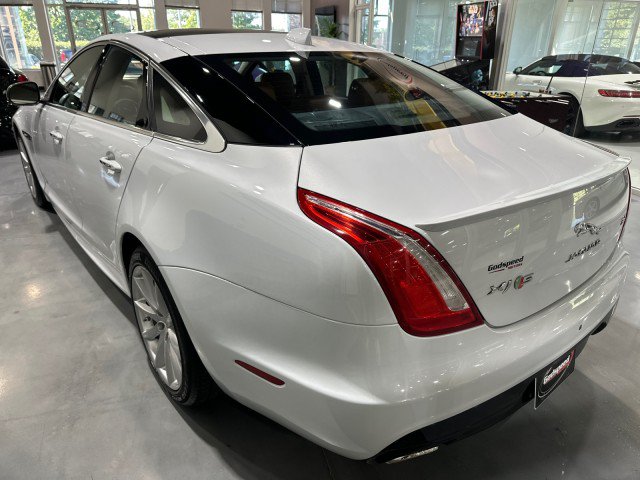 Used 2016 Jaguar XJ R-Sport RWD image 28
