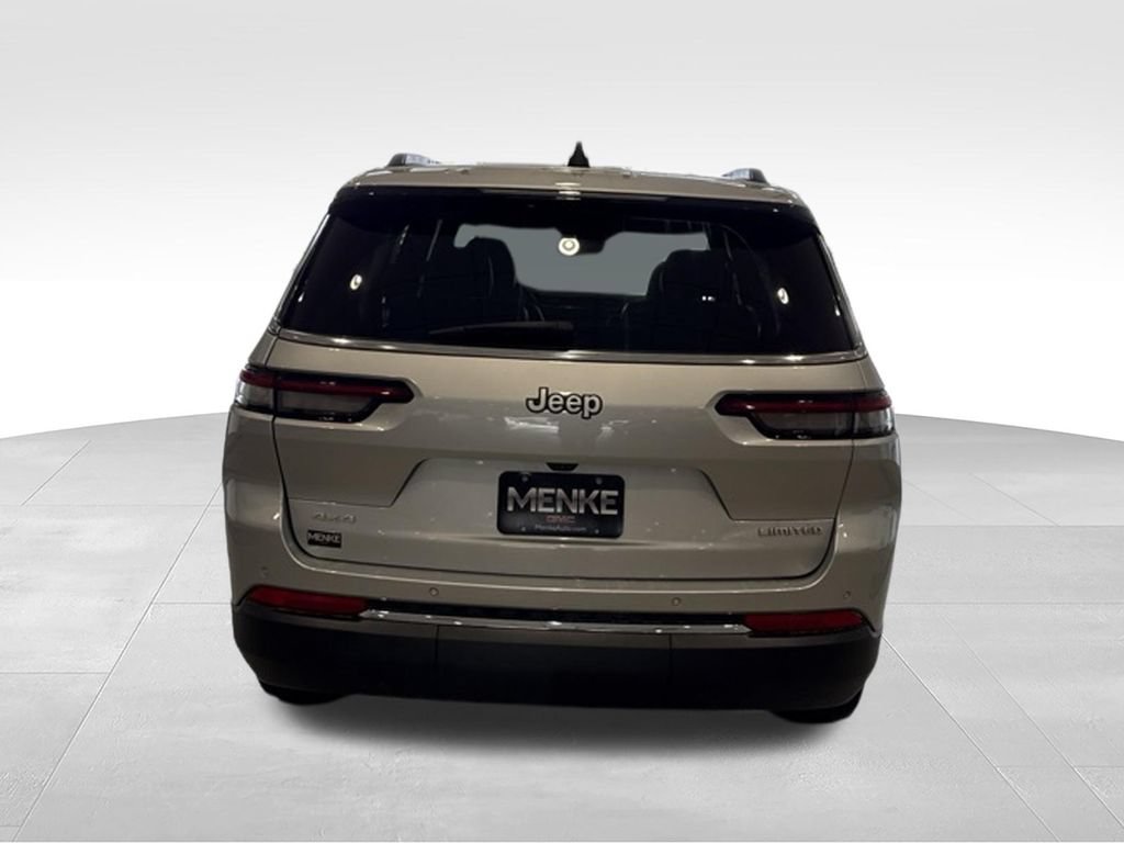 Used 2025 Jeep Grand Cherokee L Limited w/ Trailer Tow Package AWD/4WD image 6