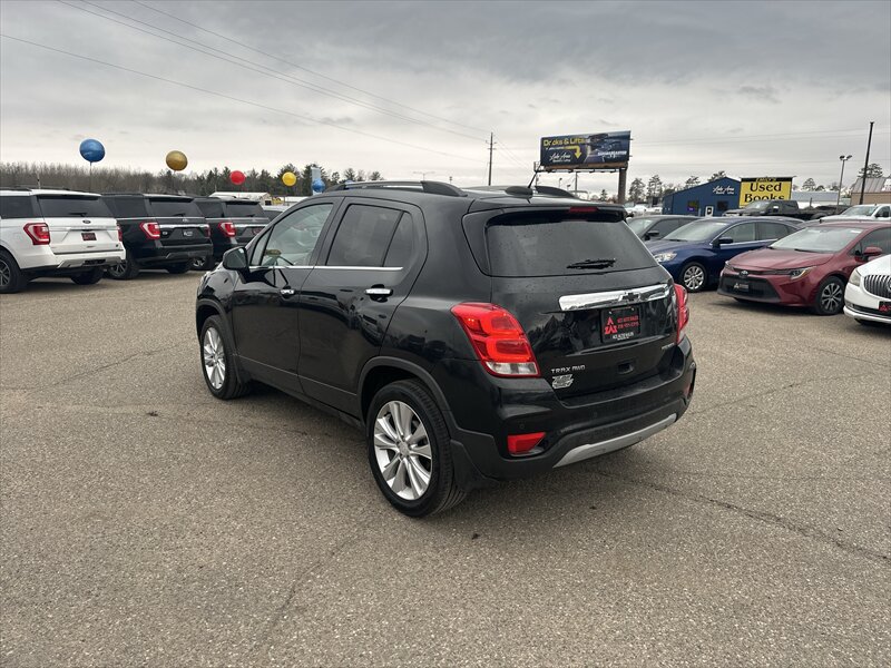 Used 2019 Chevrolet Trax Premier w/ LPO, Protection Package AWD/4WD image 4
