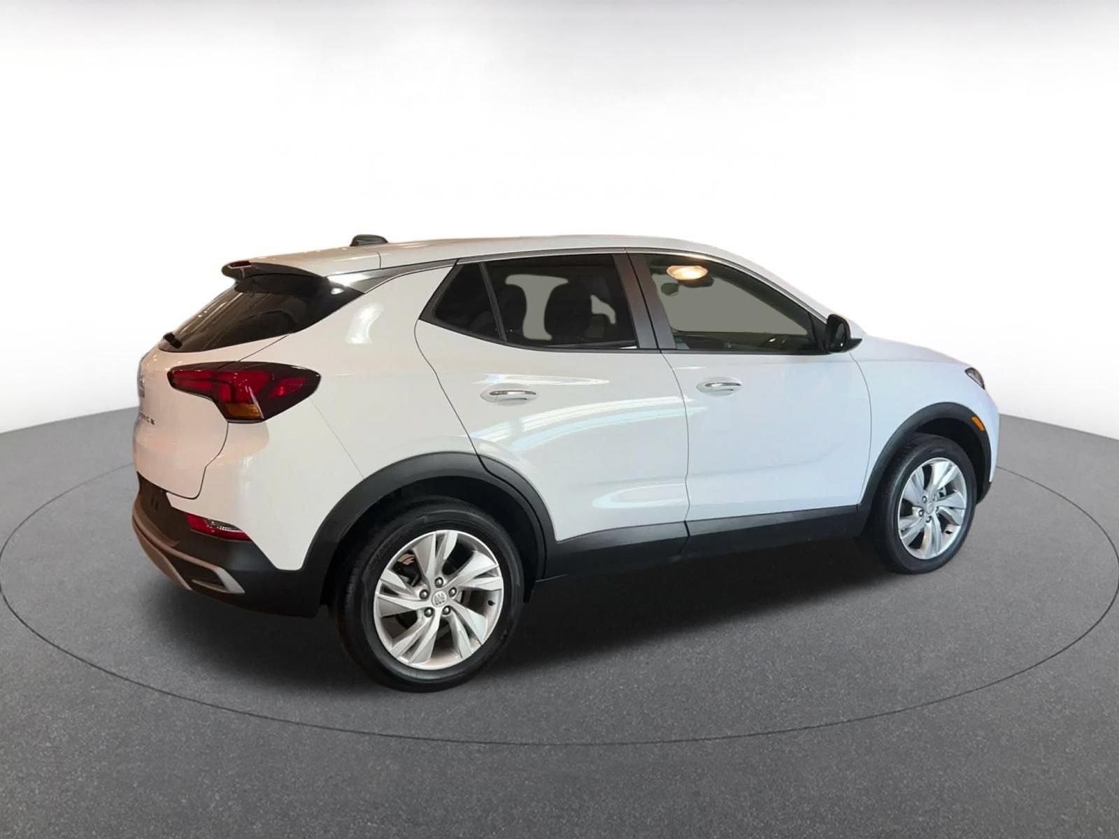 Used 2025 Buick Encore GX Preferred AWD/4WD image 14