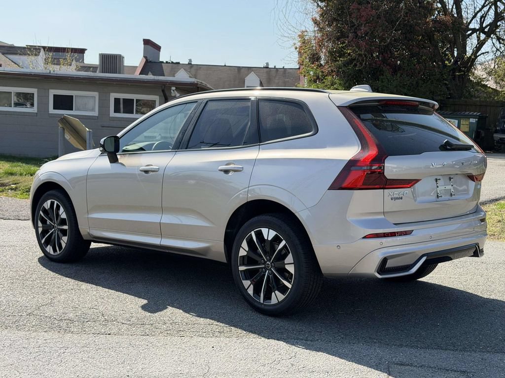 New 2026 Volvo XC60 B5 Plus w/ Climate Package AWD/4WD image 21