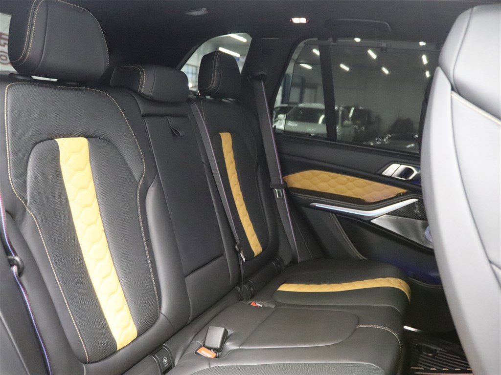 Used 2021 BMW X5 M w/ Competition Package image 24