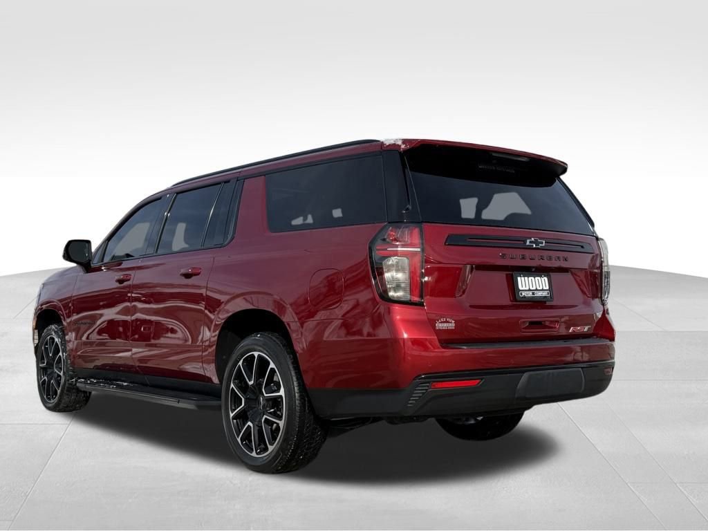 Used 2024 Chevrolet Suburban RST w/ Luxury Package image 5