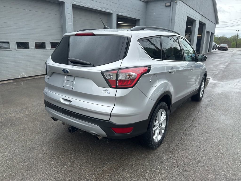 Used 2018 Ford Escape SE AWD/4WD image 3