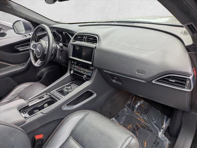 Used 2019 Jaguar F-PACE Prestige AWD/4WD image 24