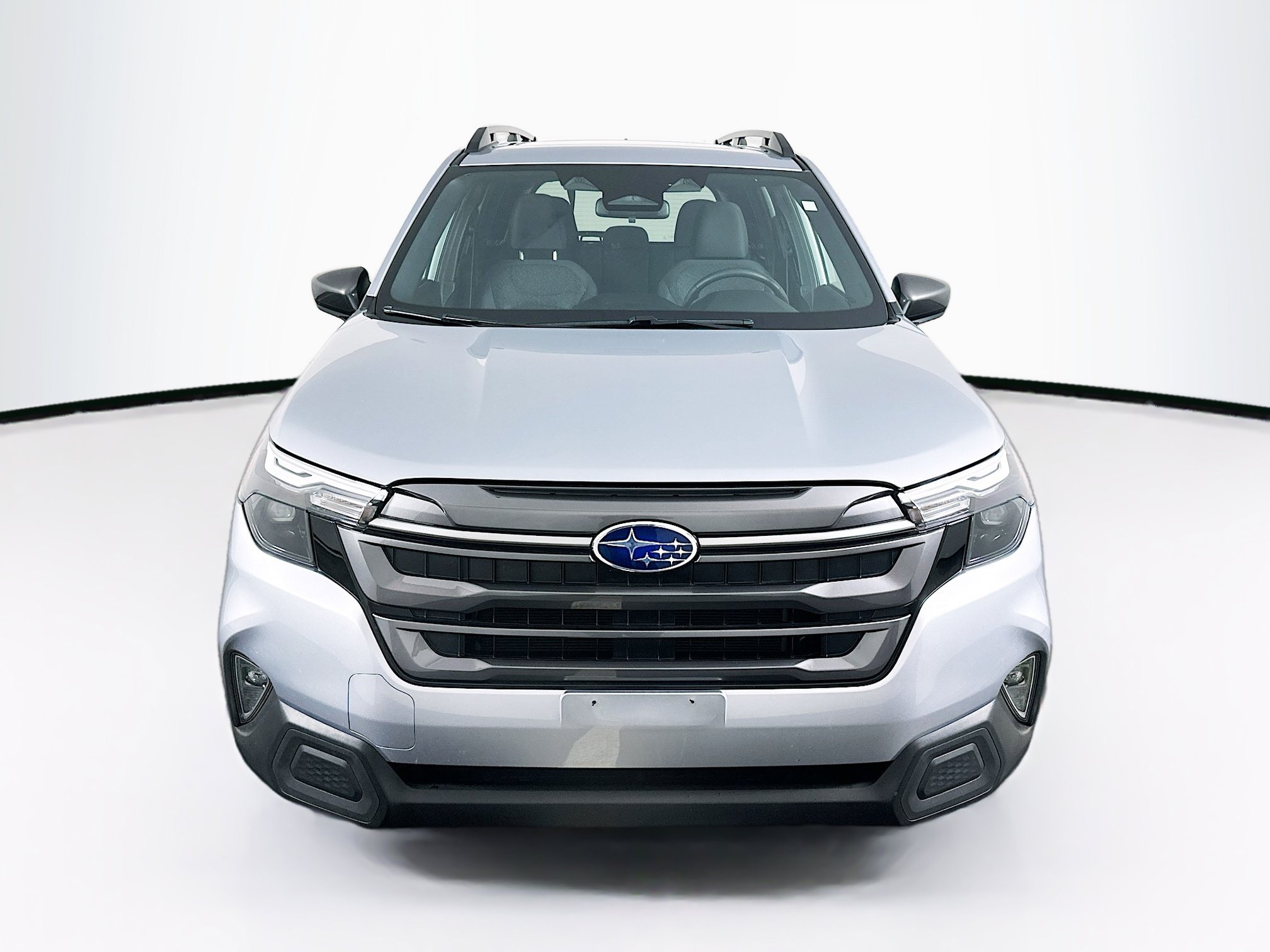 Used 2025 Subaru Forester Premium AWD/4WD image 2