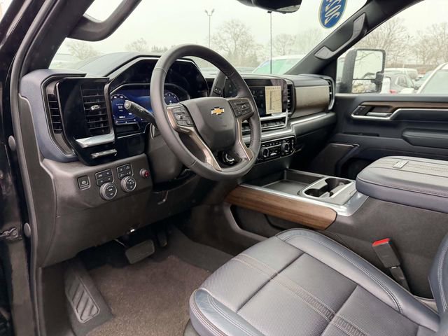 Certified 2024 Chevrolet Silverado 3500 High Country w/ High Country Premium Package image 13