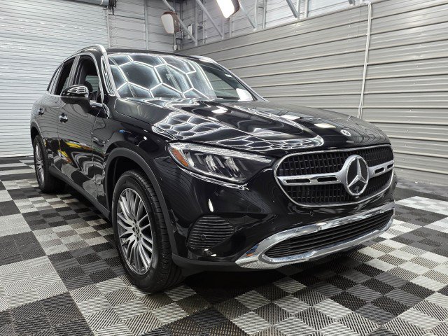 Used 2024 Mercedes-Benz GLC 300 4MATIC image 5