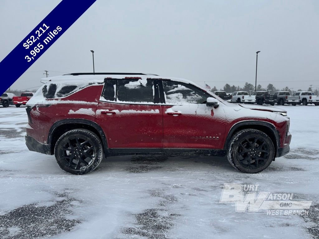 Used 2026 Chevrolet Traverse RS image 8